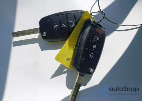 2016 Kia Sorento 3.3L Lx from USA, damaged, VIN 5XYPGDA56GG179886